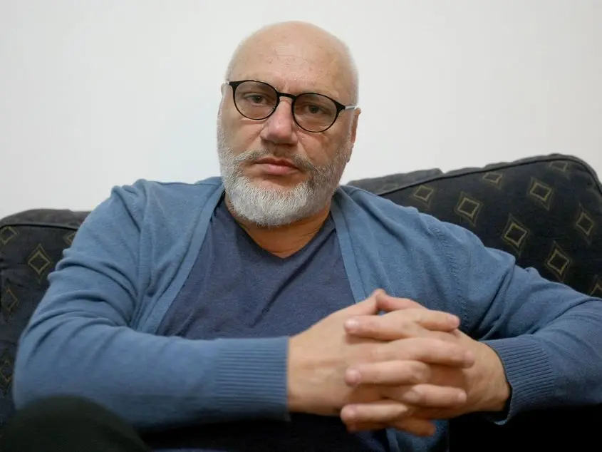 Autoritățile au efectuat percheziții la domiciliul medicului Cristian Andrei. Este suspectat de agresiune sexuală asupra mai multor foste paciente